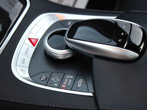 Used 2017 Mercedes-Benz S 550 S 550 Sedan 4D image 18