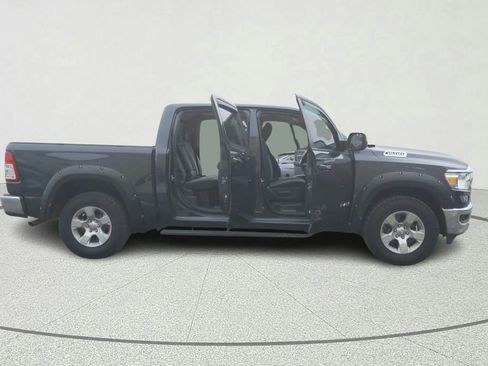 Used 2019 RAM 1500 Big Horn AWD/4WD image 14