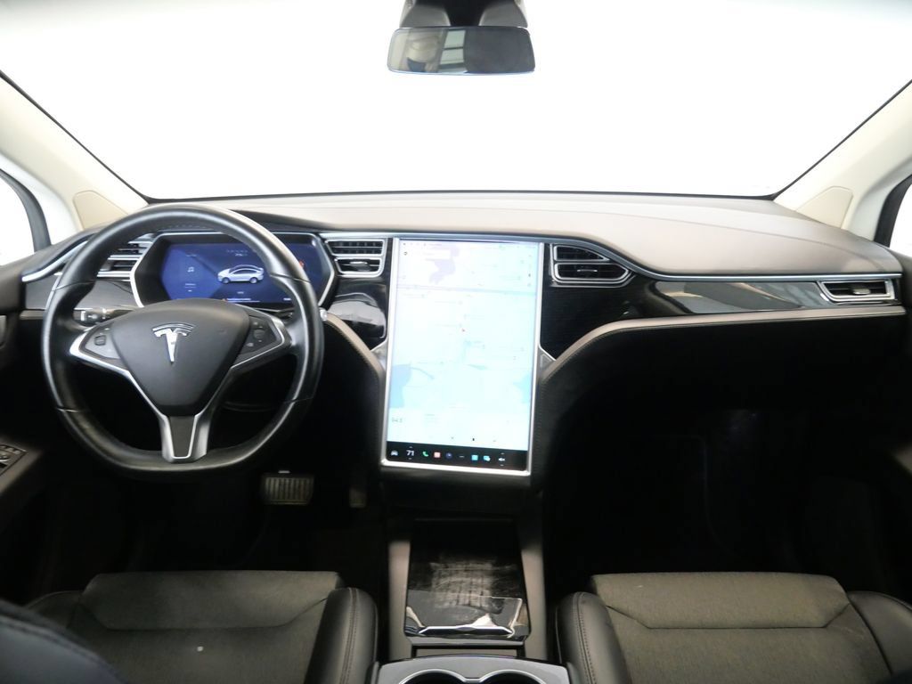 Used 2016 Tesla Model X 75D AWD/4WD image 16