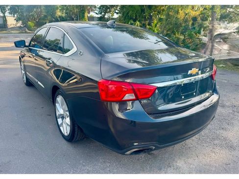 Used 2015 Chevrolet Impala LTZ FWD image 3