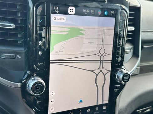 Used 2023 RAM 1500 Laramie image 9