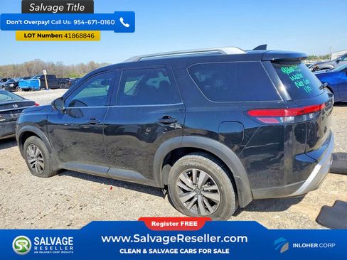 Used 2022 Nissan Pathfinder SL w/ Lighting Package (N92) FWD image 3