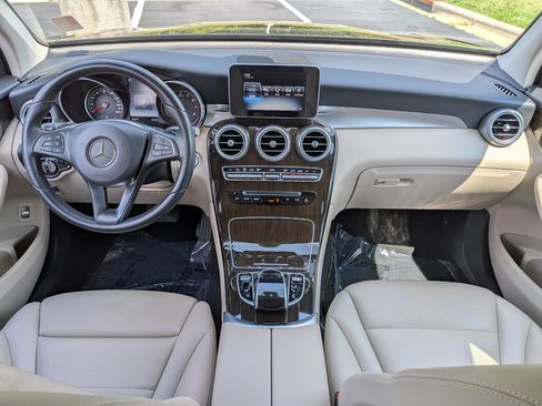 Used 2016 Mercedes-Benz GLC 300 image 29