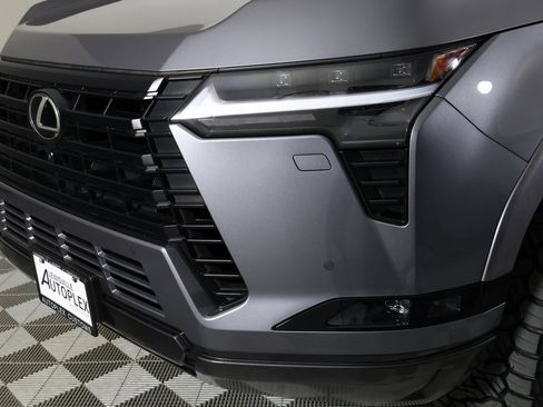 Used 2025 Lexus GX 550 image 47