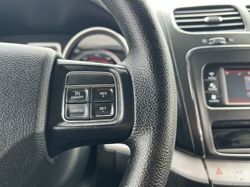 Used 2018 Dodge Journey SE w/ Blacktop Package image 31