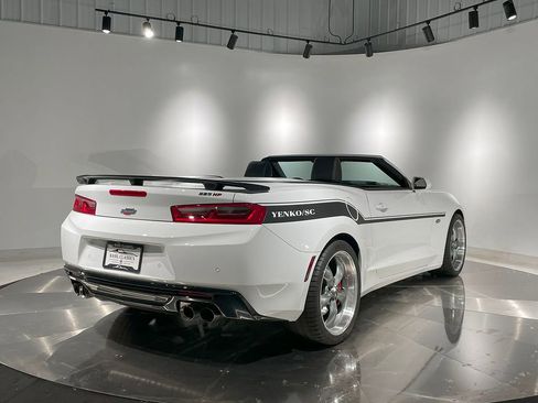 Used 2018 Chevrolet Camaro SS image 5