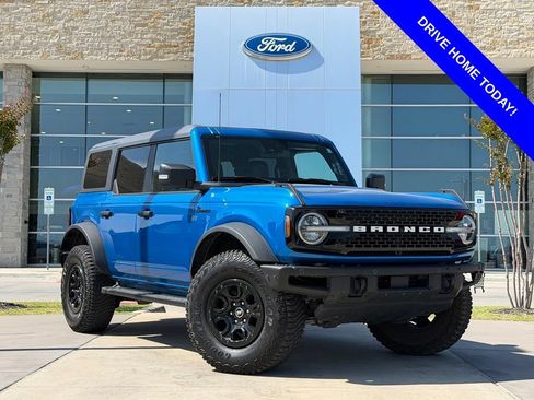 Used 2023 Ford Bronco Wildtrak AWD/4WD image 1