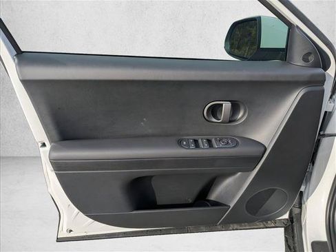 Certified 2026 Hyundai Ioniq 5 SEL RWD image 22