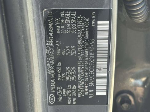 Used 2025 Hyundai Tucson Limited AWD/4WD image 26