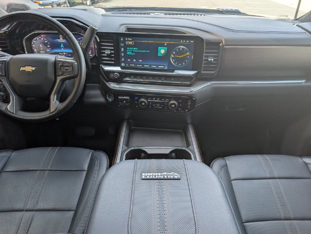 Used 2024 Chevrolet Silverado 2500 High Country w/ High Country Premium Package AWD/4WD image 25
