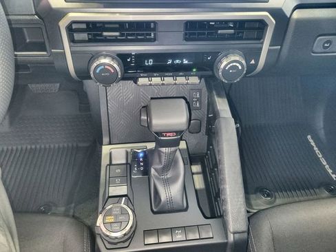 New 2026 Toyota Tacoma TRD Off-Road AWD/4WD image 19