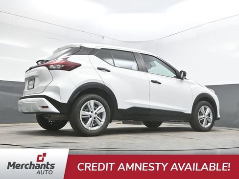Used 2024 Nissan Kicks S FWD image 39