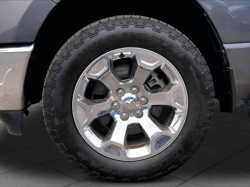 Used 2019 RAM 1500 Big Horn AWD/4WD image 11