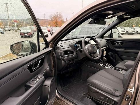 New 2025 Subaru Forester Limited image 17