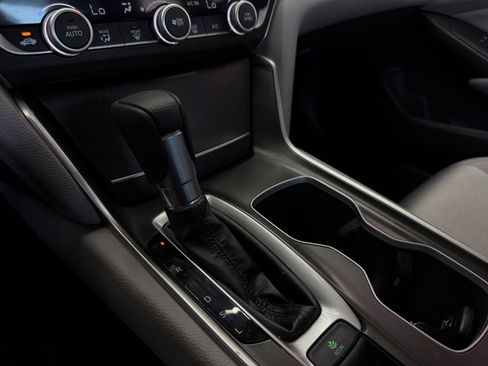 Used 2018 Honda Accord LX image 20