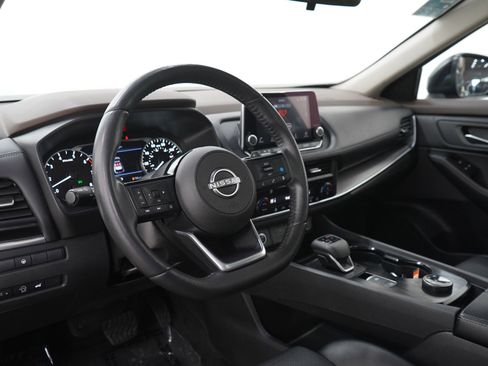 Used 2023 Nissan Rogue SV w/ SV Premium B Package AWD/4WD image 26