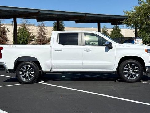 New 2025 Chevrolet Silverado 1500 LT AWD/4WD image 3