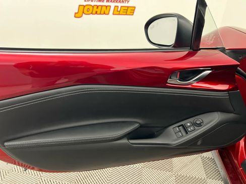 New 2026 MAZDA MX-5 Miata Club w/ Interior Package RWD image 18