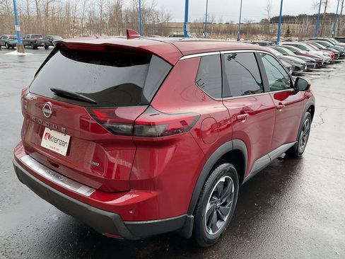 Used 2026 Nissan Rogue SV w/ Cold Weather Package image 5