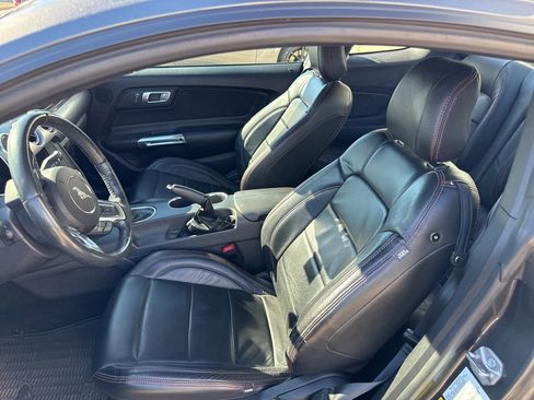 Used 2018 Ford Mustang GT w/ Equipment Group 301A image 6