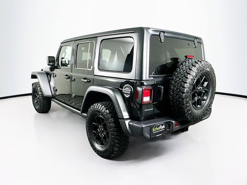 Used 2025 Jeep Wrangler Willys image 5