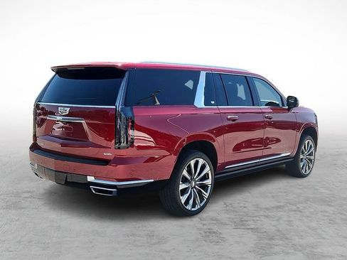 Used 2025 Cadillac Escalade ESV Premium Luxury w/ Touring Package AWD/4WD image 4