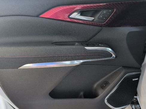 New 2026 Chevrolet Traverse RS w/ LPO, Floor Liner Package image 17