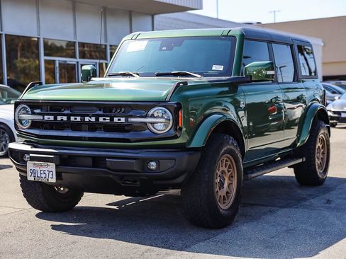 Used 2022 Ford Bronco Outer Banks AWD/4WD image 3