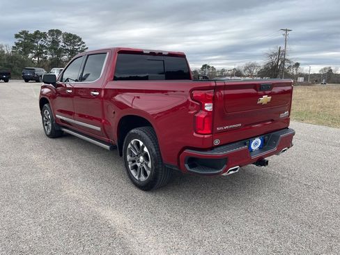 Used 2023 Chevrolet Silverado 1500 High Country image 3