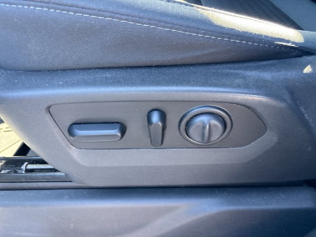 Used 2019 Chevrolet Silverado 1500 LT w/ All-Star Edition RWD image 12