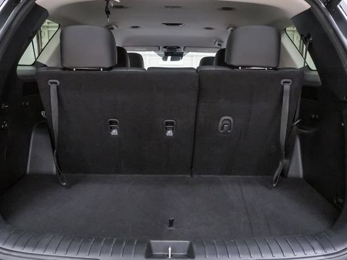 Certified 2025 Hyundai Palisade SEL FWD image 30