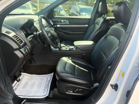 Used 2018 Ford Explorer Sport w/ Equipment Group 401A AWD/4WD image 25