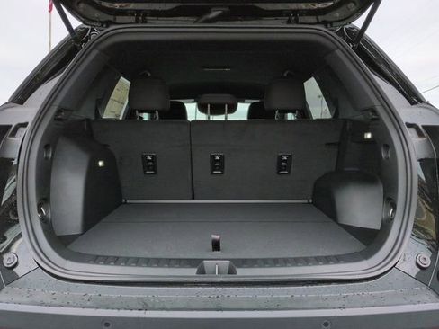 New 2026 Chevrolet Equinox LT FWD image 24