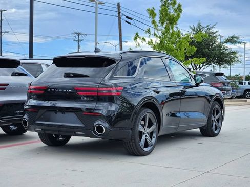 Used 2024 Genesis GV70 3.5T Sport w/ Sport Prestige Package AWD/4WD image 3