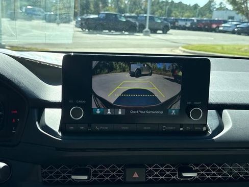 New 2025 Honda Accord SE image 22