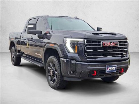 Used 2025 GMC Sierra 2500 AT4 w/ AT4 Premium Plus Package AWD/4WD image 3