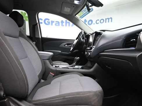 Used 2019 Chevrolet Traverse LT FWD image 7