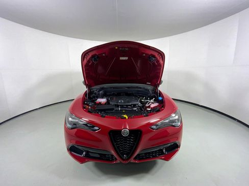 New 2025 Alfa Romeo Stelvio Sprint image 8