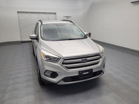 Used 2017 Ford Escape SE w/ Equipment Group 201A FWD image 14