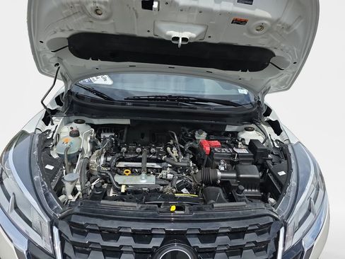 Used 2024 Nissan Kicks SV image 23