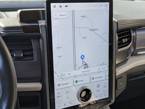 Used 2022 Ford Expedition Platinum image 21