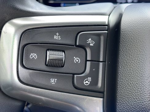 Used 2023 Chevrolet Silverado 1500 LT AWD/4WD image 10