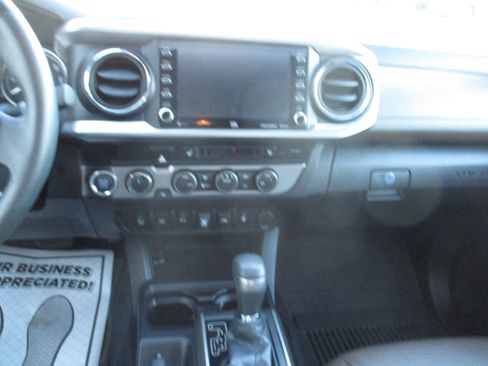 Used 2023 Toyota Tacoma Limited image 32