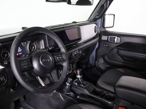 Used 2026 Jeep Wrangler Unlimited Sport AWD/4WD image 23