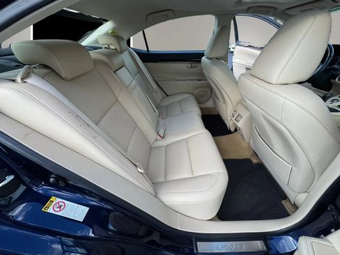 Used 2013 Lexus ES 350 w/ Luxury Pkg FWD image 15