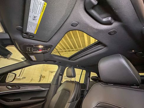 New 2026 Jeep Grand Cherokee Altitude AWD/4WD image 21