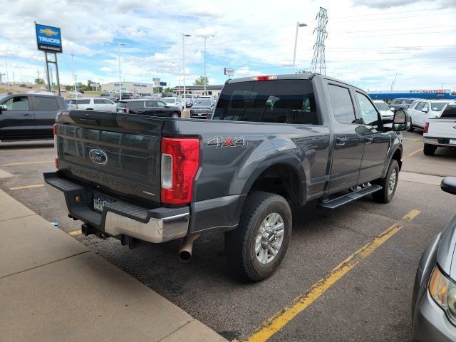 Used 2019 Ford F250 XLT AWD/4WD image 4
