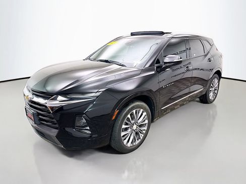 Used 2021 Chevrolet Blazer Premier w/ Driver Confidence II Package FWD image 3