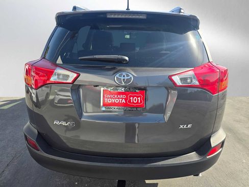 Used 2013 Toyota RAV4 XLE image 4