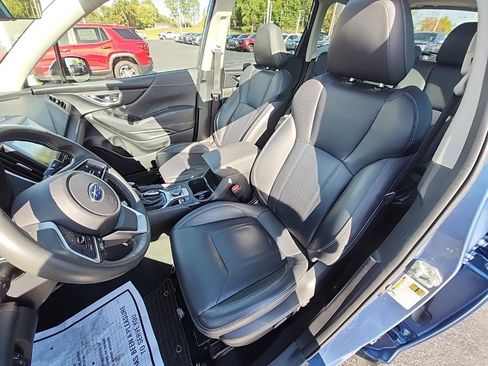 Used 2022 Subaru Forester Touring image 13